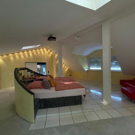 Ferienwohnung Riverside Resort Idyllisch Direkt An Der Lahn ديتس المظهر الخارجي الصورة