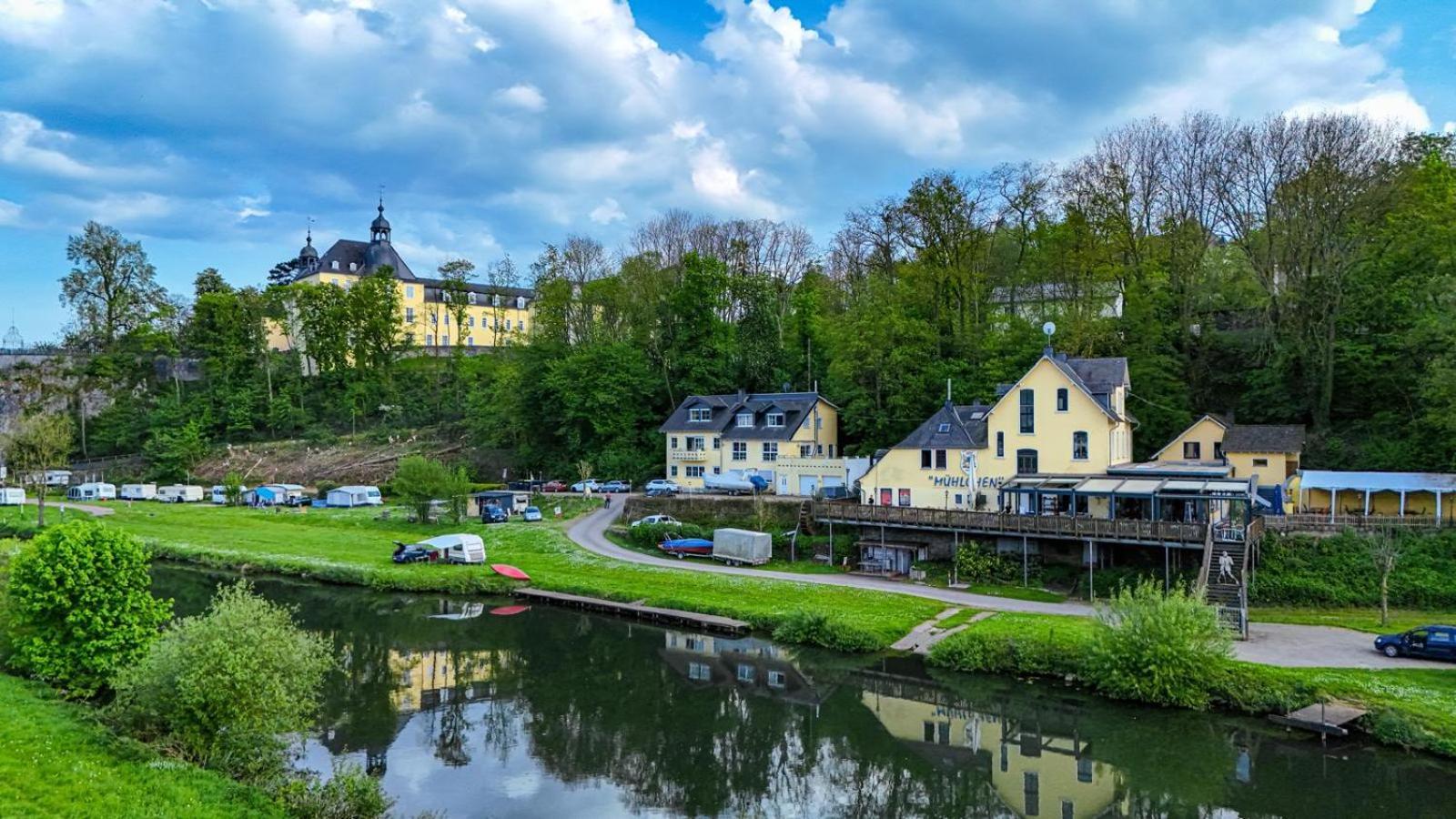 Ferienwohnung Riverside Resort Idyllisch Direkt An Der Lahn ديتس المظهر الخارجي الصورة