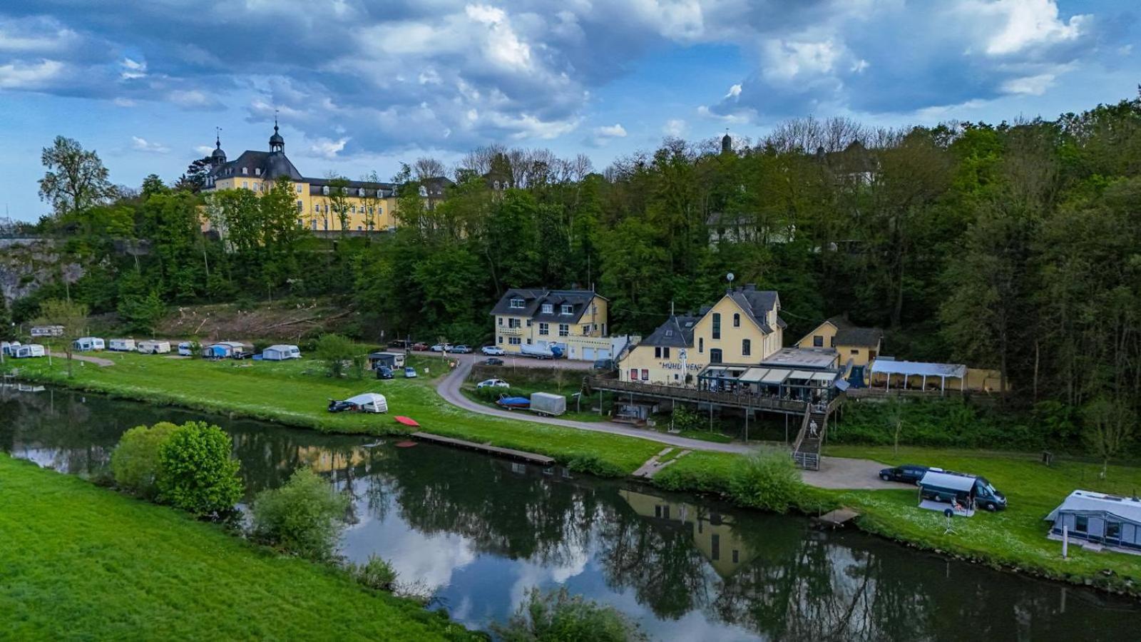 Ferienwohnung Riverside Resort Idyllisch Direkt An Der Lahn ديتس المظهر الخارجي الصورة